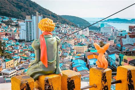 gamcheon little prince|Gamcheon Culture Village looks like a painted, fictional land.